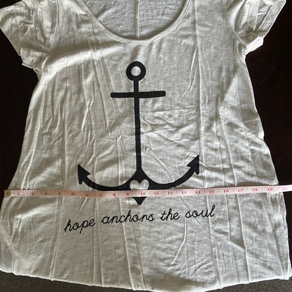 NWT Maurices Graphic T - Shirt - Picture 10 of 11